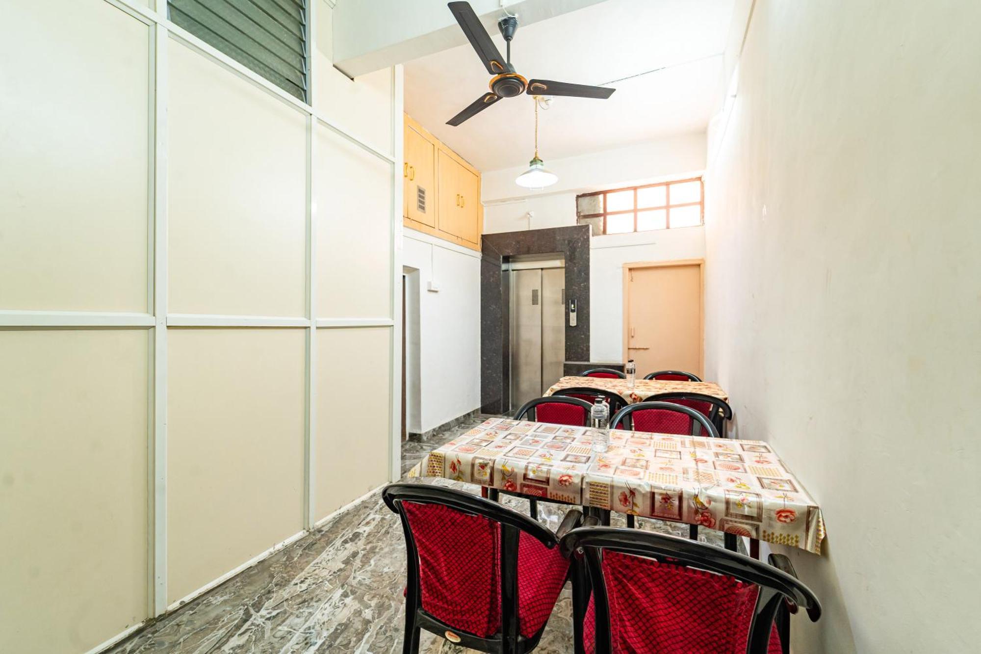 Itsy Hotels Mansi Nashik Exterior photo