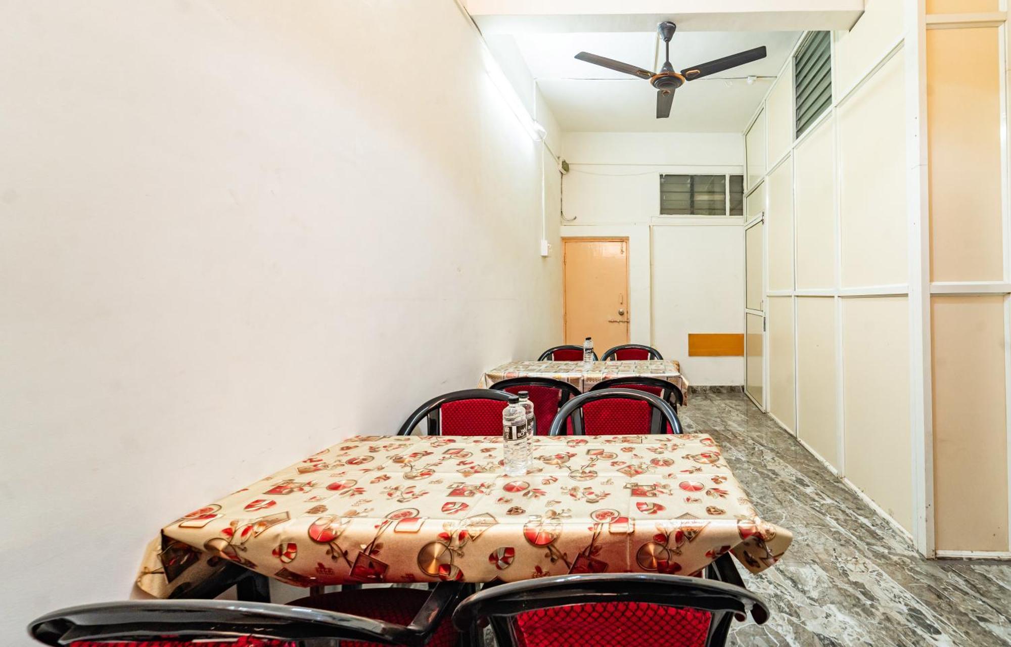 Itsy Hotels Mansi Nashik Exterior photo